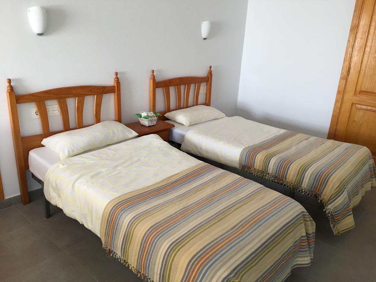 Apartamentos Los Vientos Orzola Kültér fotó